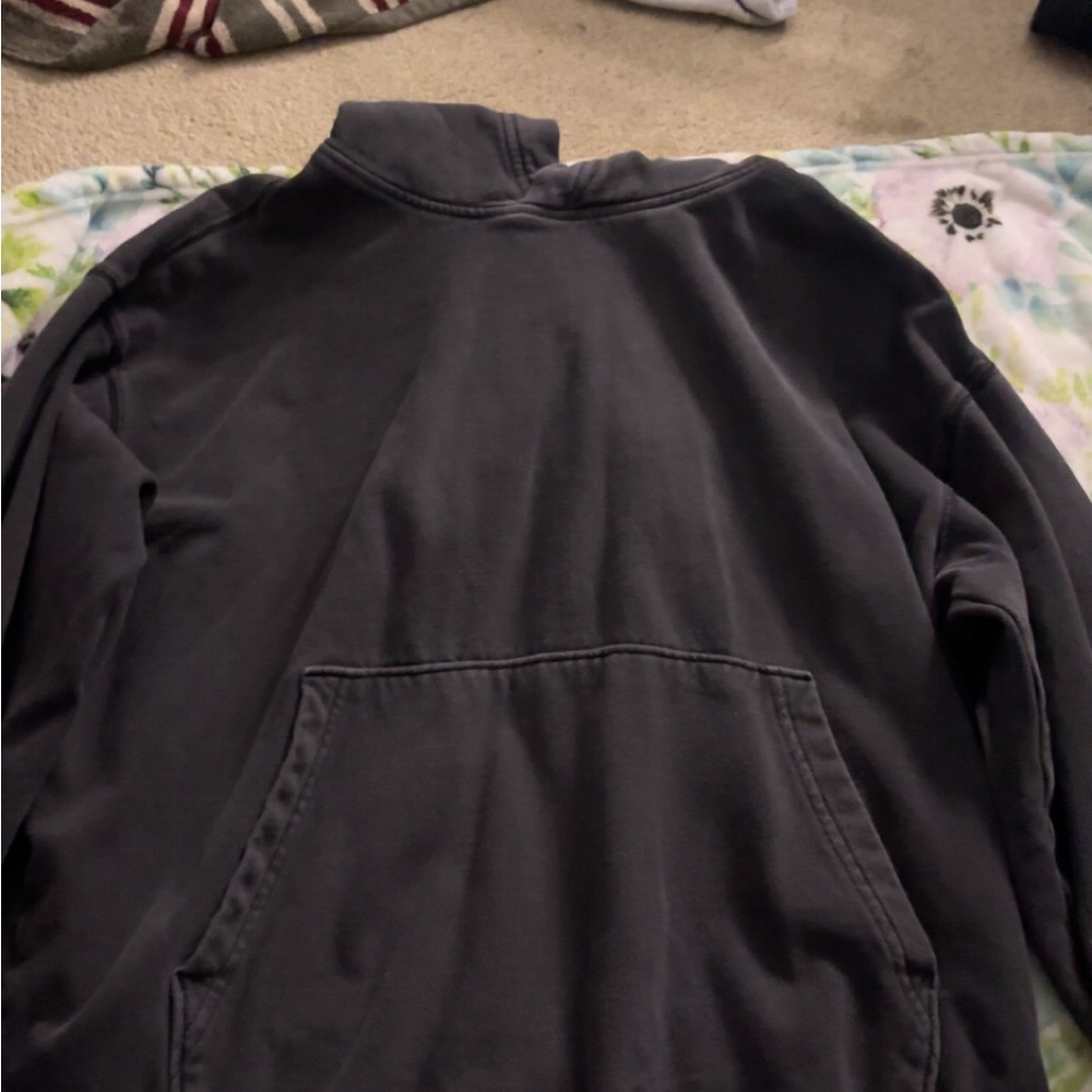 American Eagle Outfitters Relaxed Fit Hoodie in Charcoal Gray